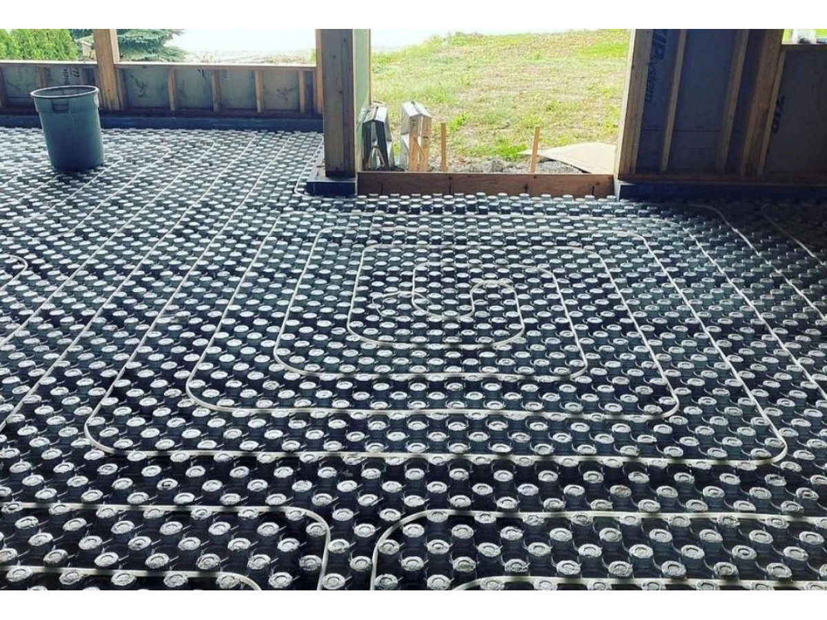 Чем крепить трубу в системе поверхностного отопления/охлаждения?