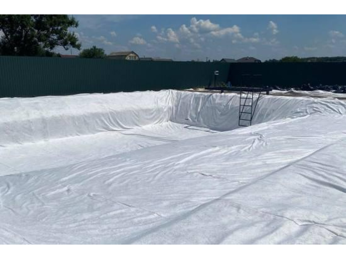 Геотекстиль для створення штучного водойму