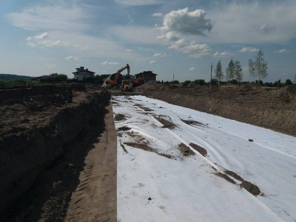 Геотекстиль для будівництва та ремонту доріг