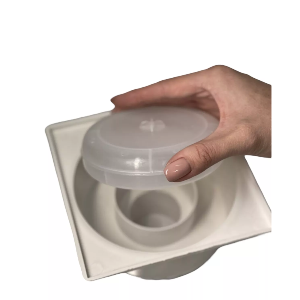 Трапп верт. D50 пластиковая решетка 150х150 сухой затвор Трапп верт. D50 пластиковая решетка 150х150 сухой затвор