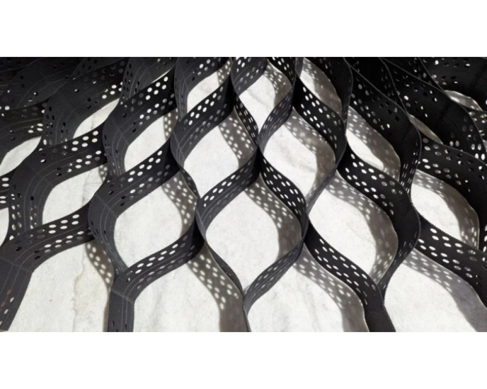 Geogrid for the construction of a racetrack in the city of Skole
