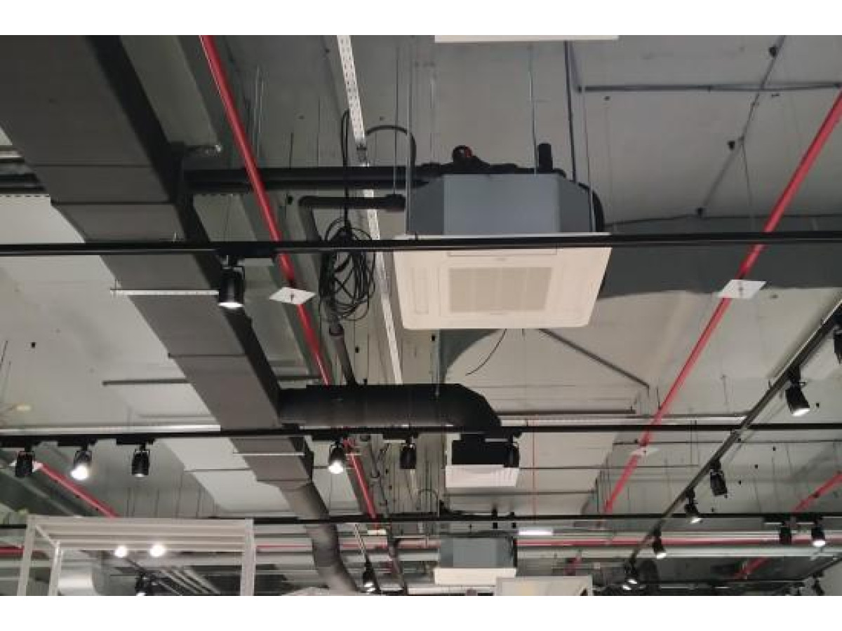 Використання спіненого каучуку в системі вентиляції для підвищення енергоефективності та комфорту в магазині Puma