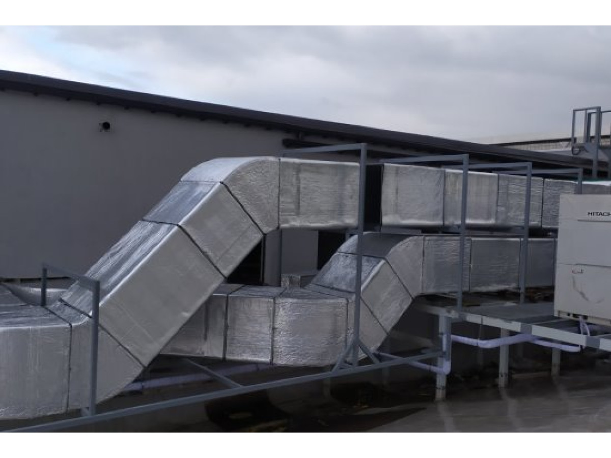 Ізоляції повітроводів офісного приміщення