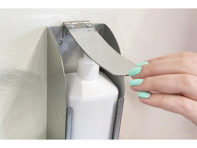 Дозаторы для жидкого мыла и антисептика: какие бывают