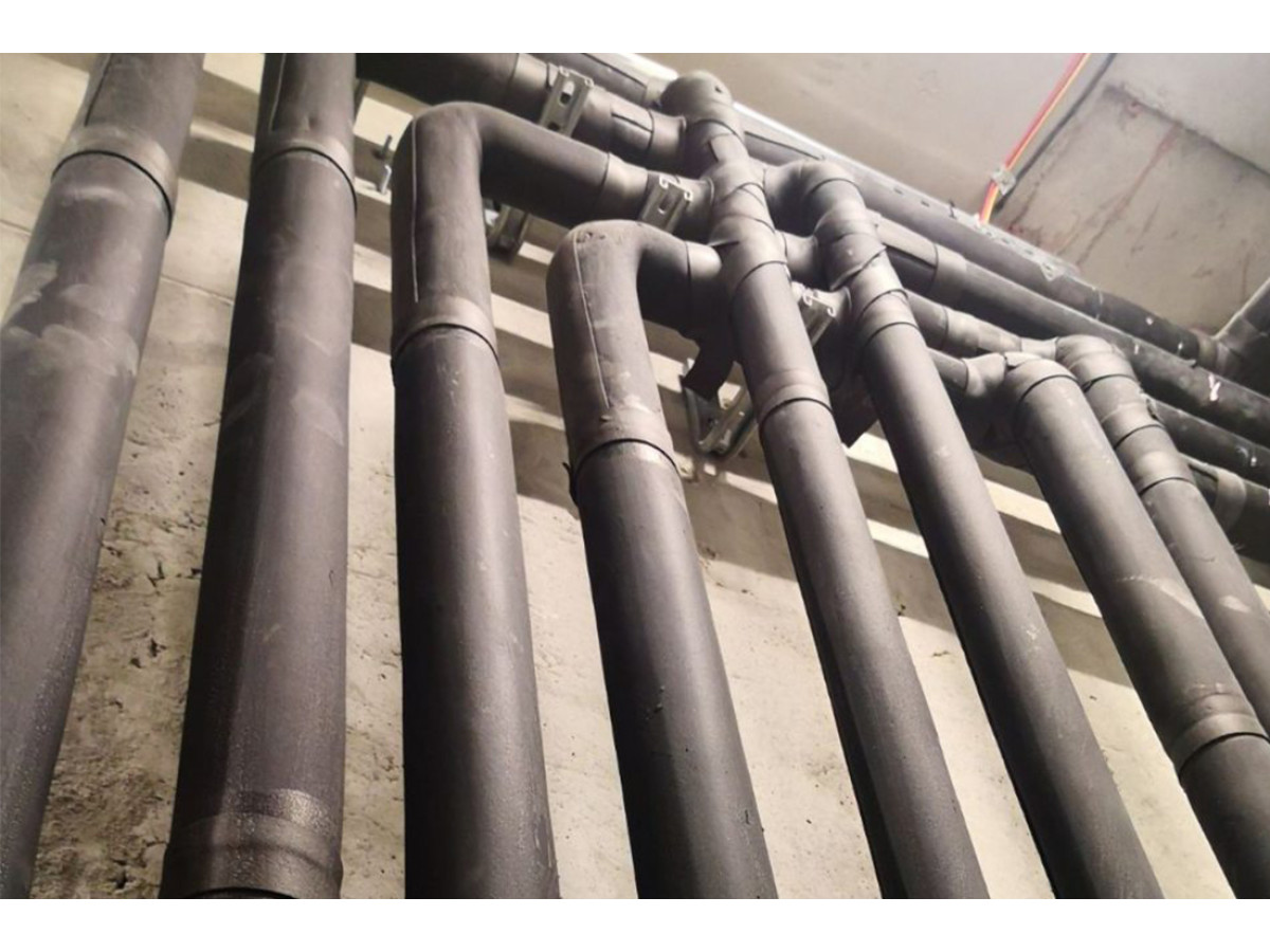 Какую изоляцию выбрать – каучук или полиэтилен?