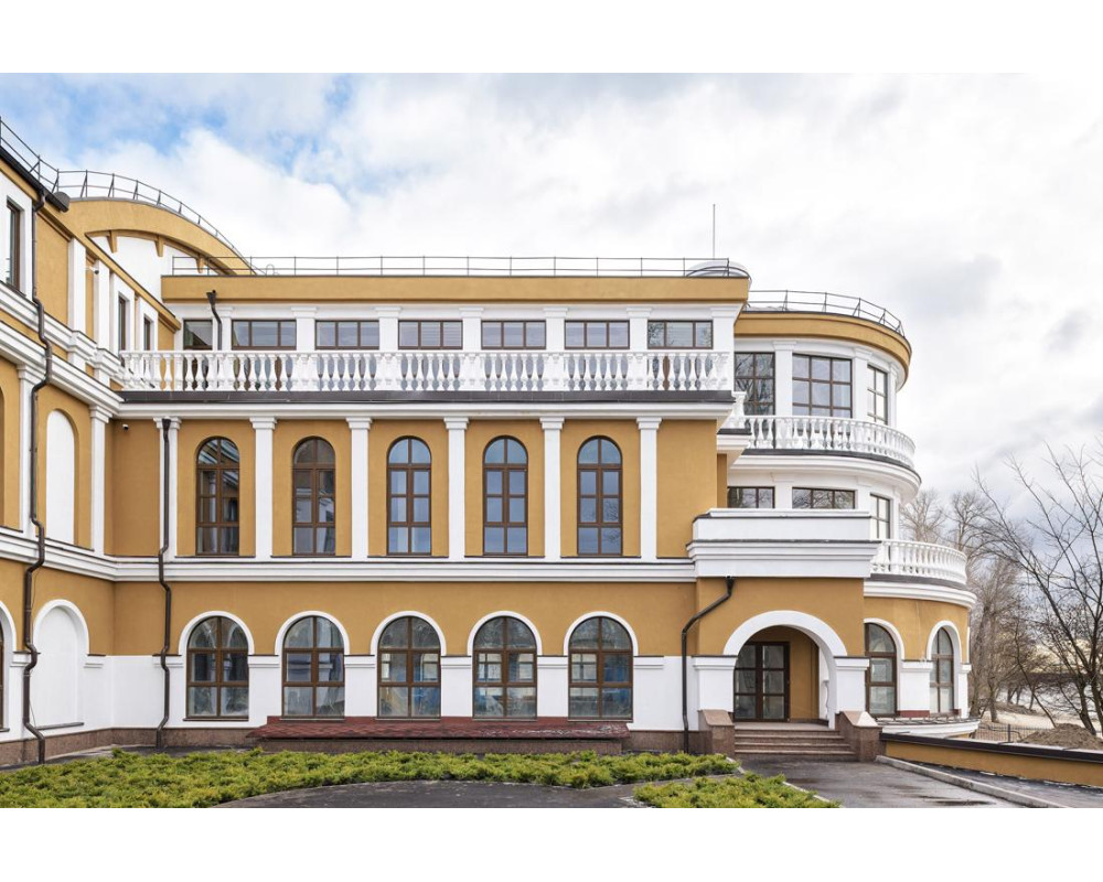 Каучуковая изоляция в БЦ Венецианский