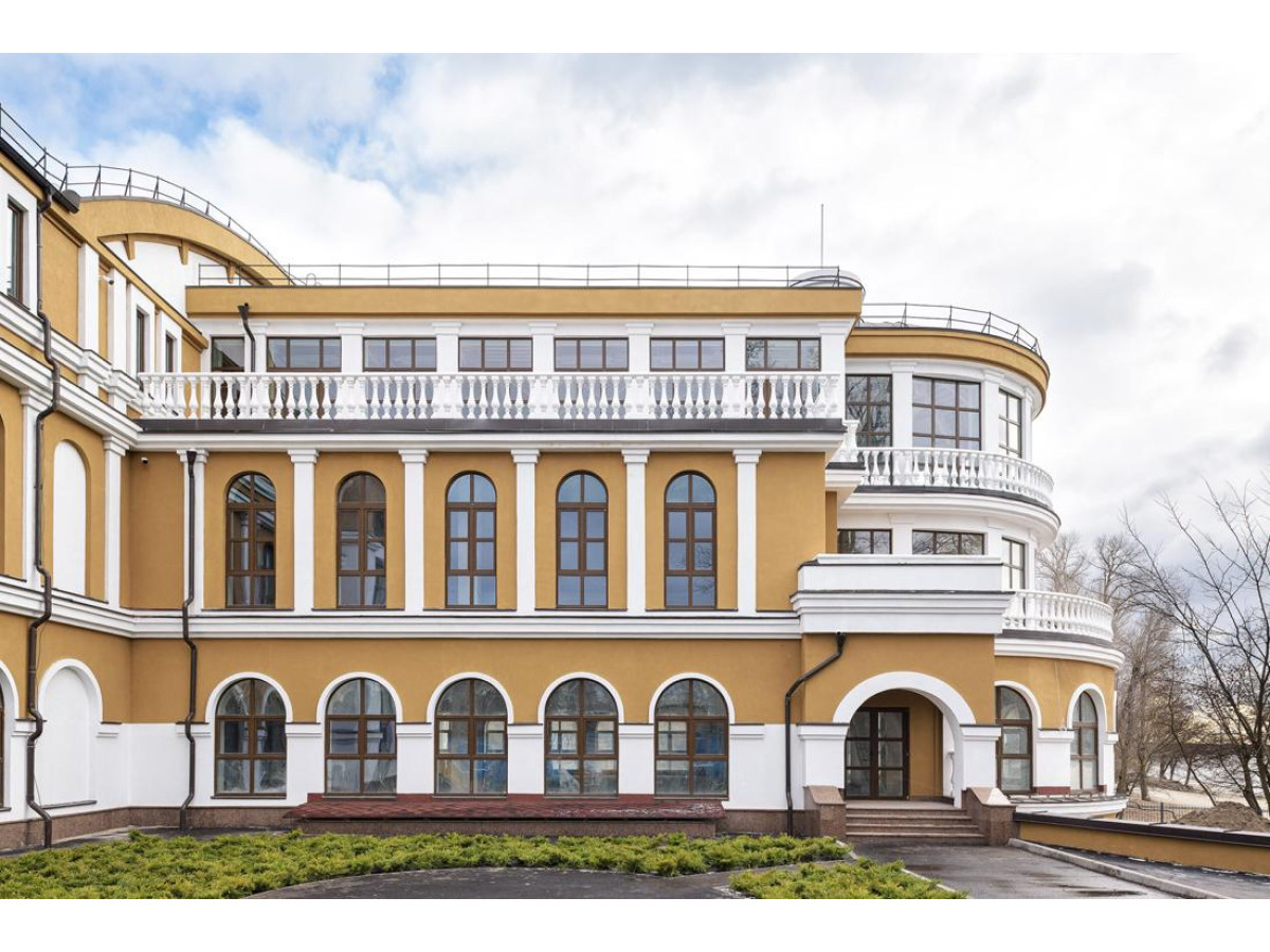 Каучукова ізоляція в БЦ Венеціанський