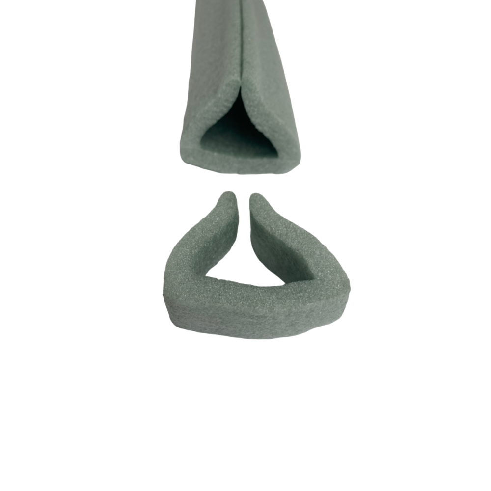 U-shaped profile 45*45*45 mm wall 13*15*13 (2.00 m 25 pcs)