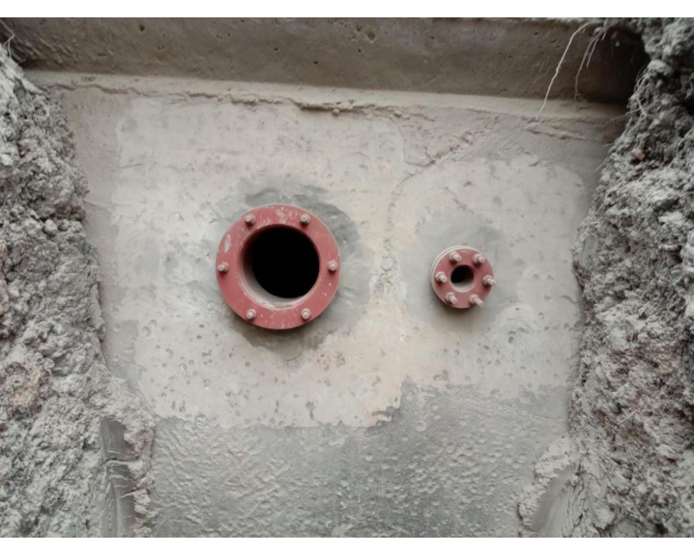 Герметизация вводов коммуникаций и труб бентонитовым шнуром