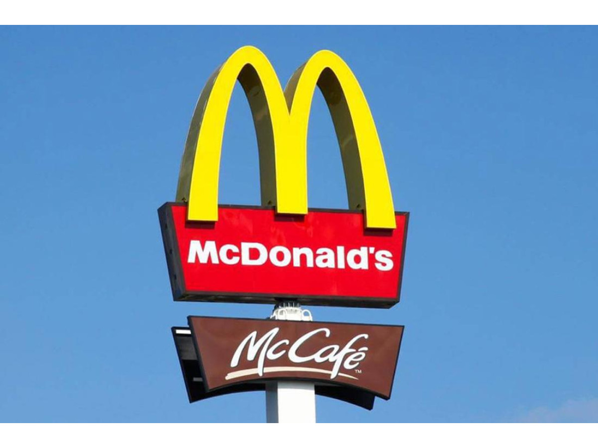 Листова ізоляція зі спіненого синтетичного каучуку в Макдональдс