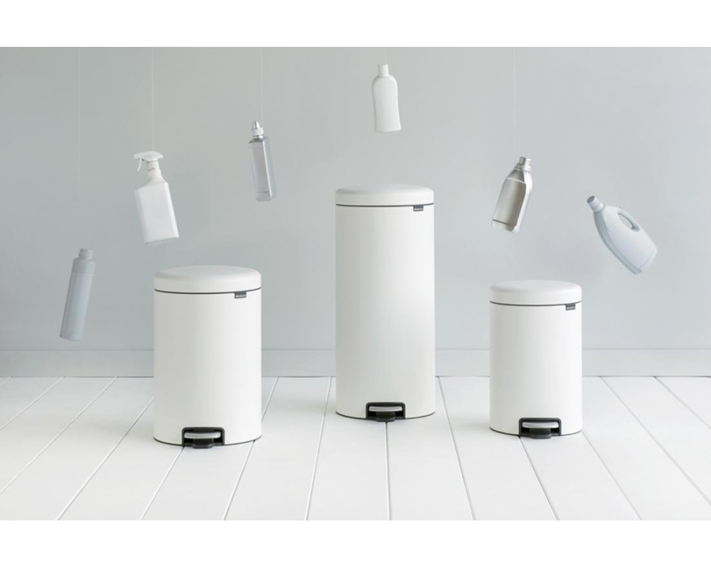 Мусорные ведра для ванной и туалета