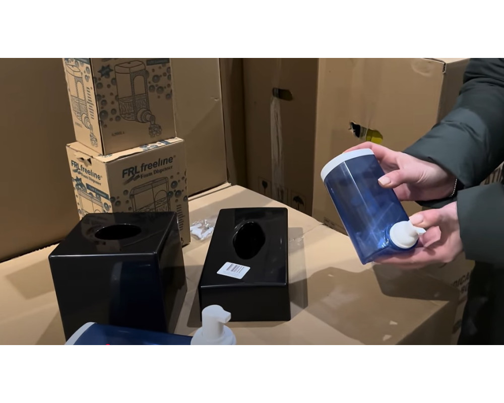 Дозаторы для мыла/пены, контейнеры для салфеток и много товаров для обустройства ванных комнат