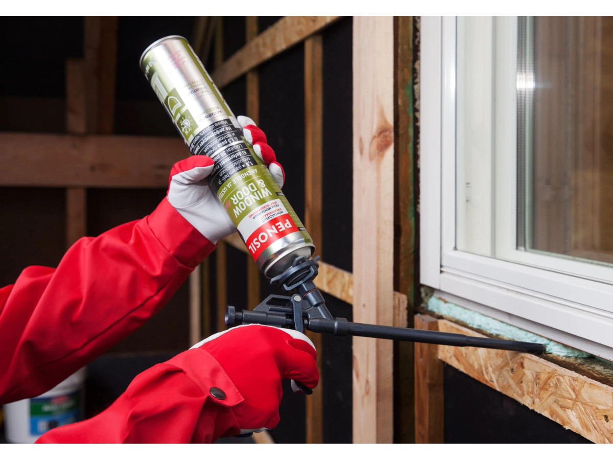 Чем отмыть монтажную пену или польза очистителя?