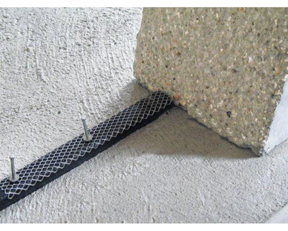 Монтаж бентонитового шнура