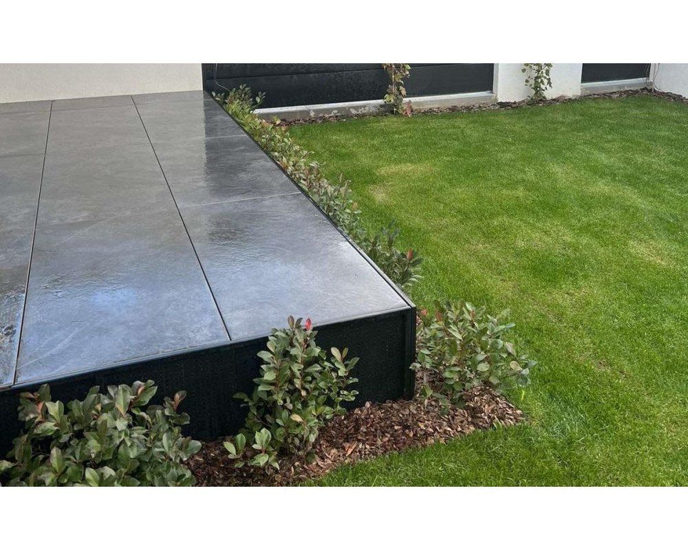 Регулируемые опоры  для обустройства входной группы в частном доме