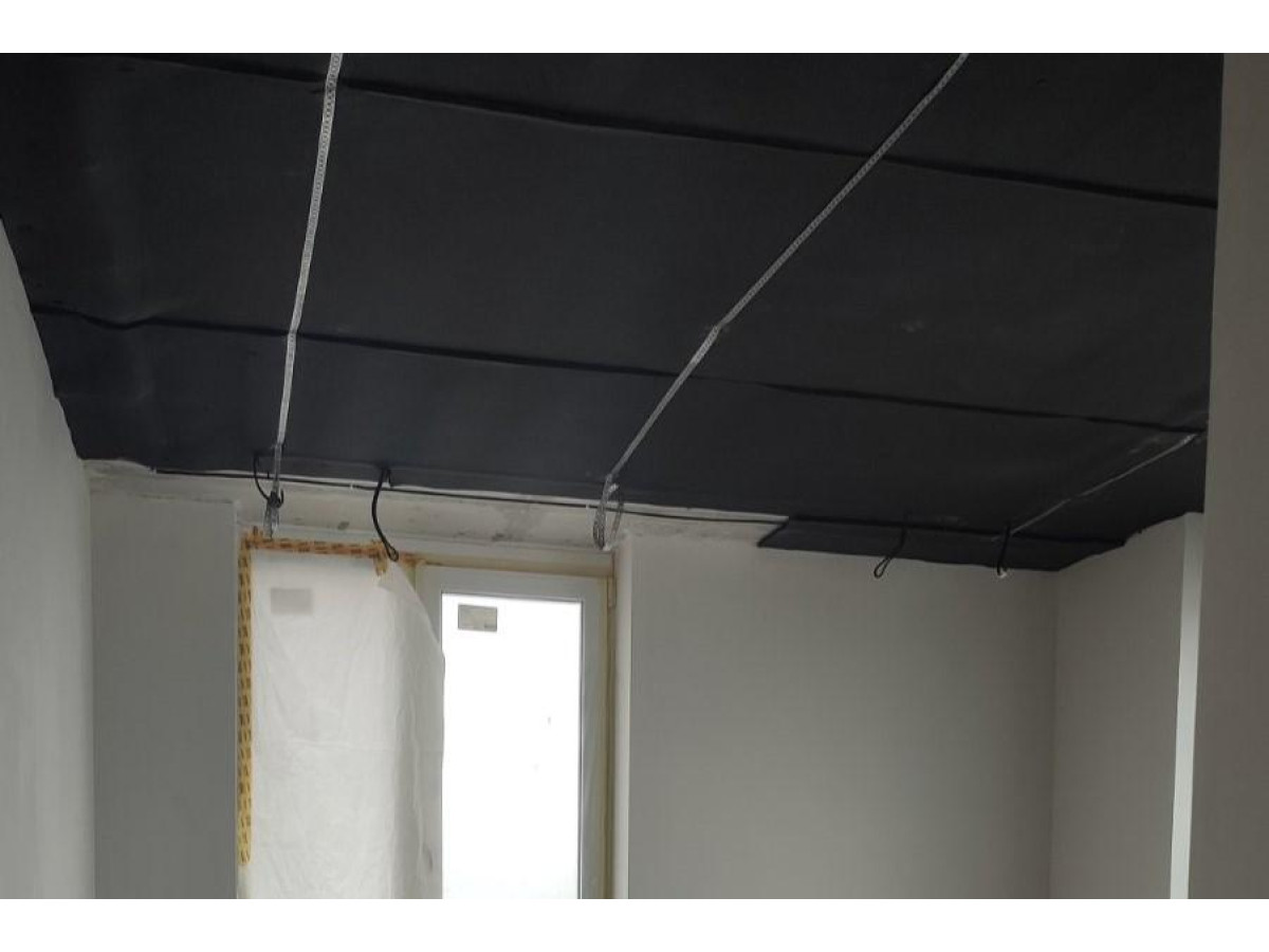 Ефективна звукоізоляція будинку з використанням спіненого самоклейкого каучуку