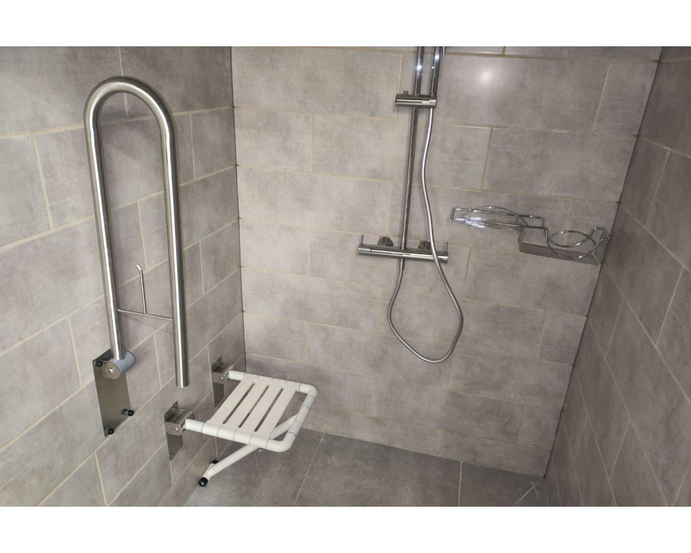 Поручні з нержавіючої сталі у реабілітаційному центрі м. Київ