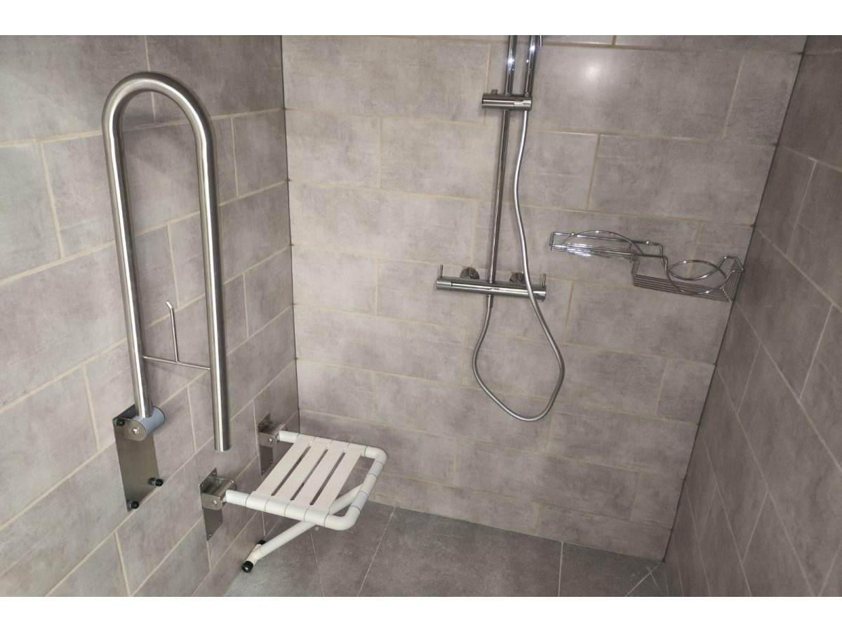 Поручні з нержавіючої сталі у реабілітаційному центрі м. Київ