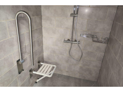 Поручні з нержавіючої сталі у реабілітаційному центрі м. Київ